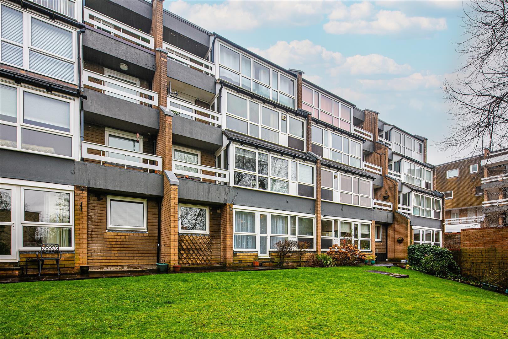37, Storthwood Court, Storth Lane, Sheffield, S10 3HP