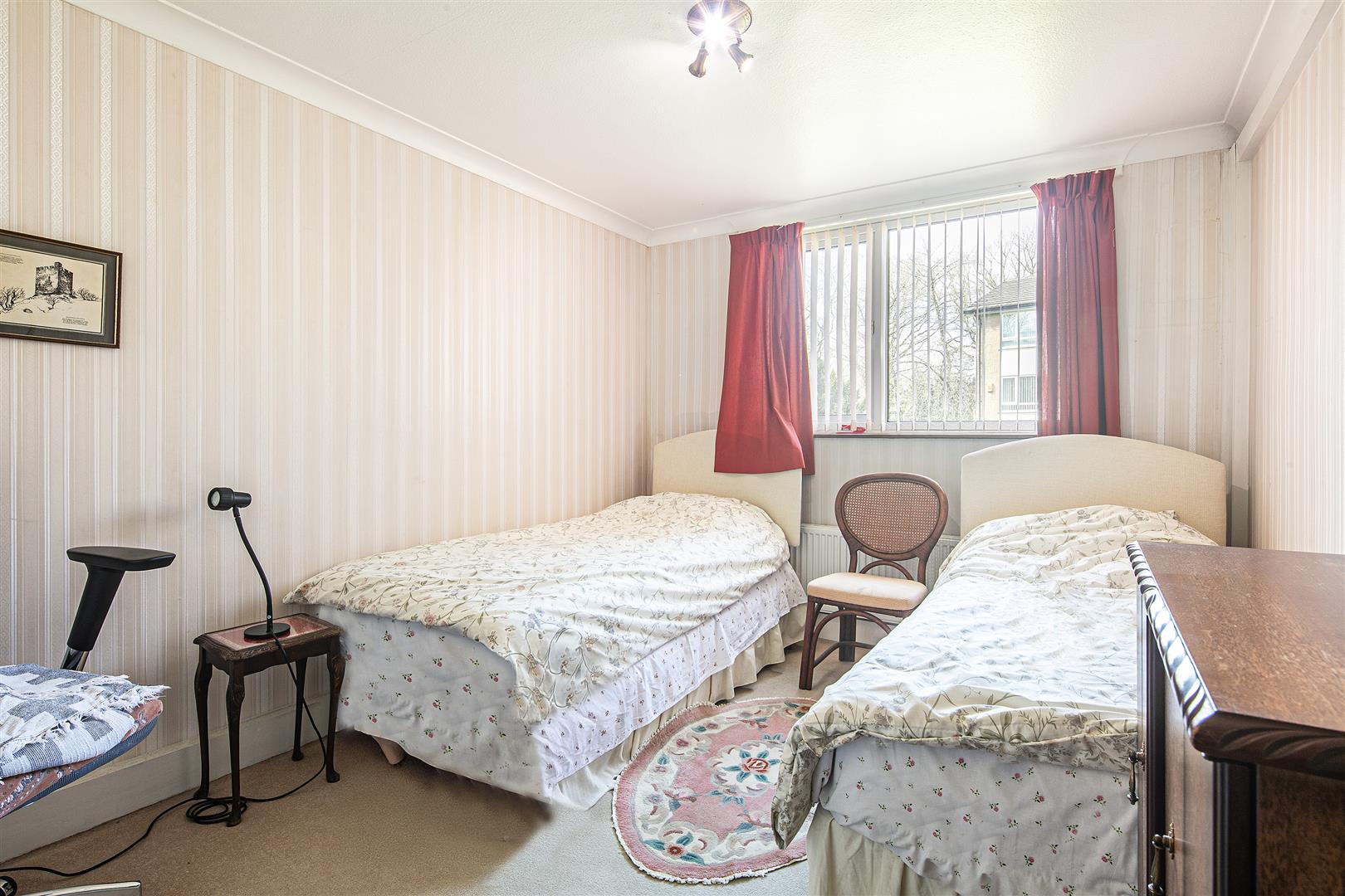 48, The Glen, Sheffield, S10 3FN