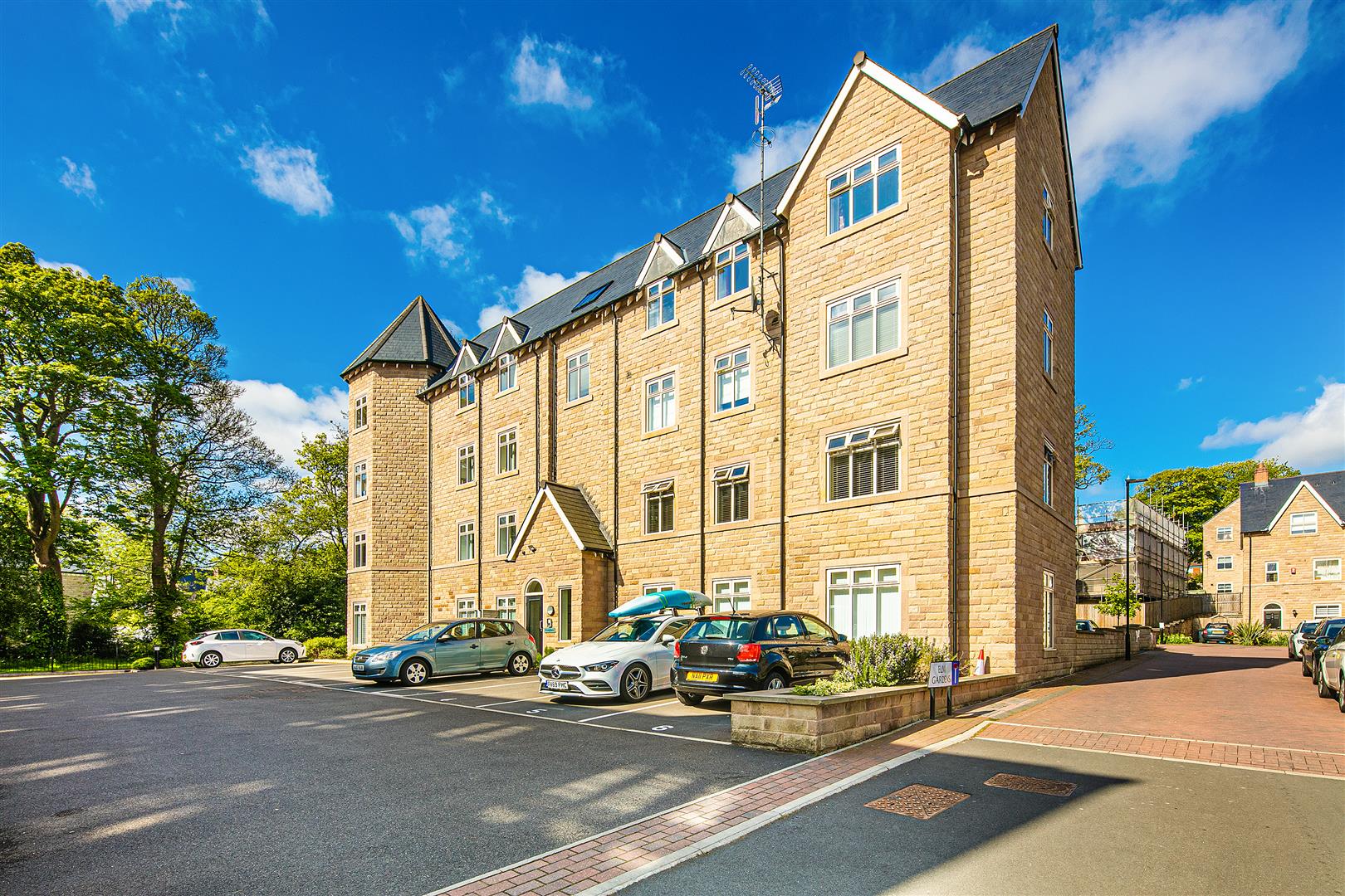 Apartment 1, Wheata House, Elm Gardens, Broomhill, Sheffield, S10 5AB