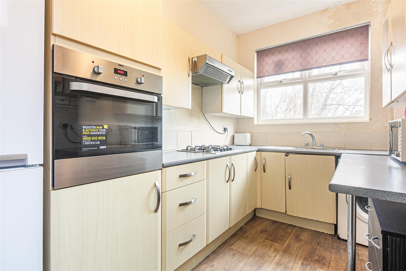18, Westbrook Bank, Sheffield, S11 8YJ