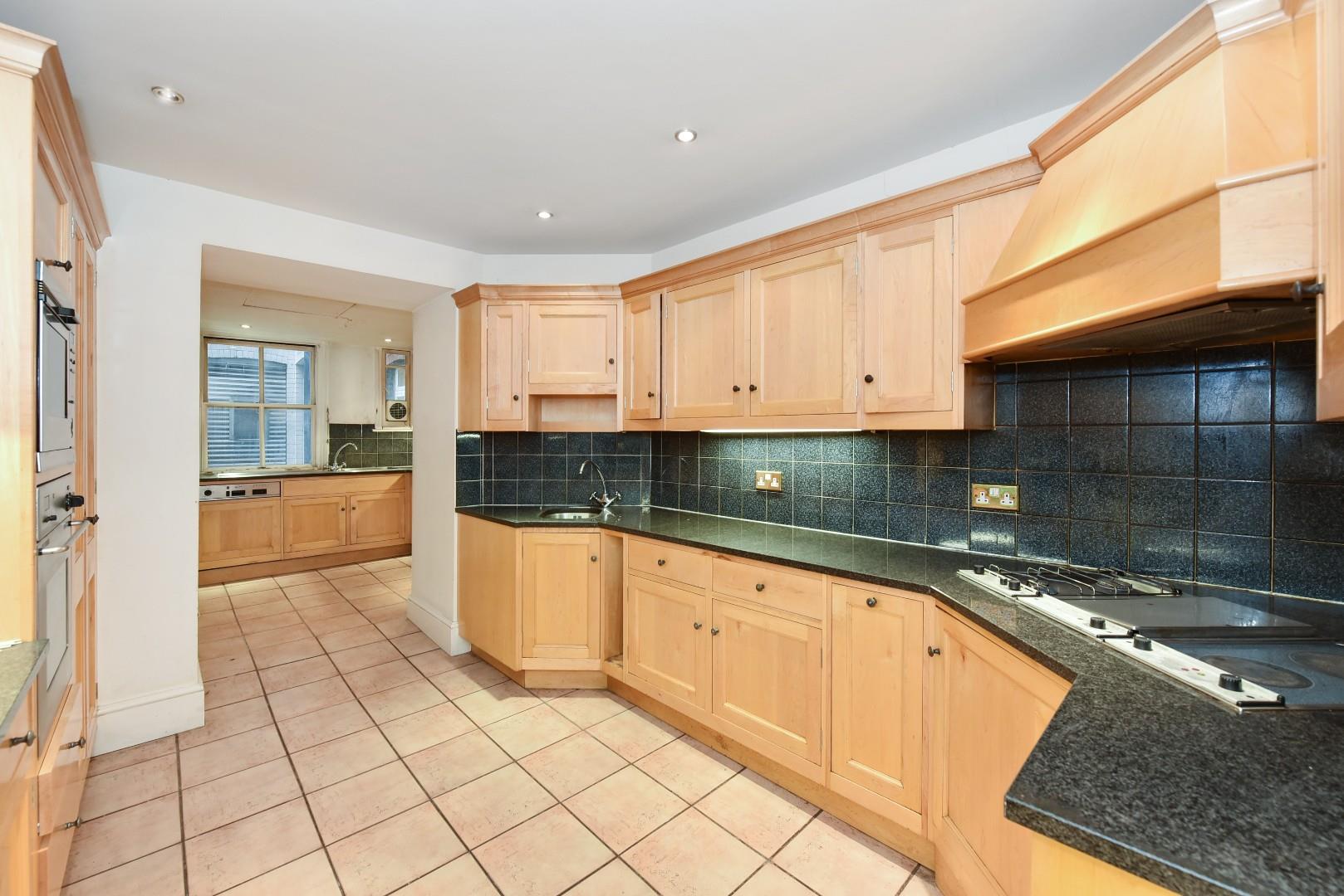 Huge Lateral Apartment Hay Hill, Mayfair, London W1J