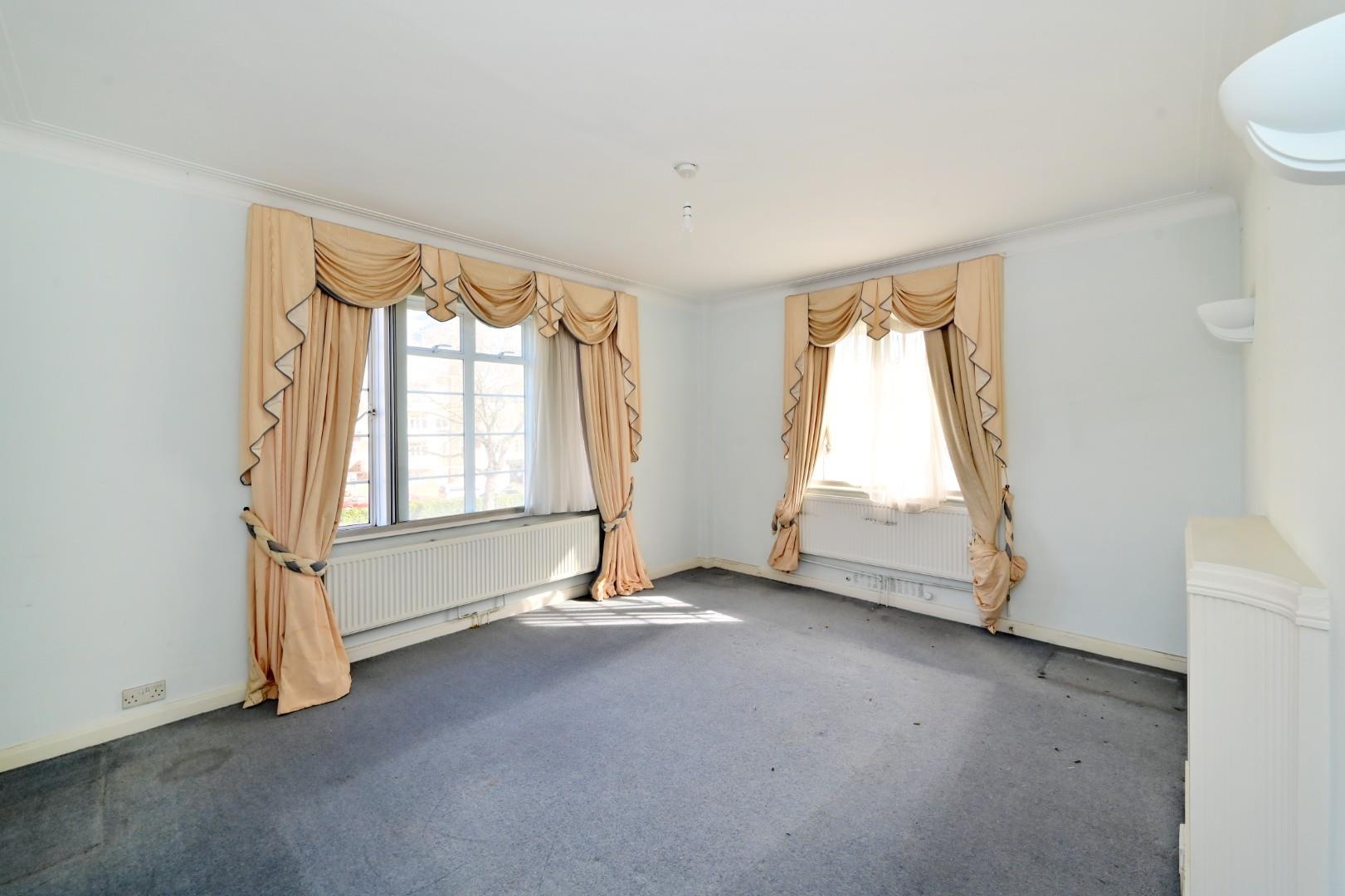 Hamilton Court, Maida Vale, W9