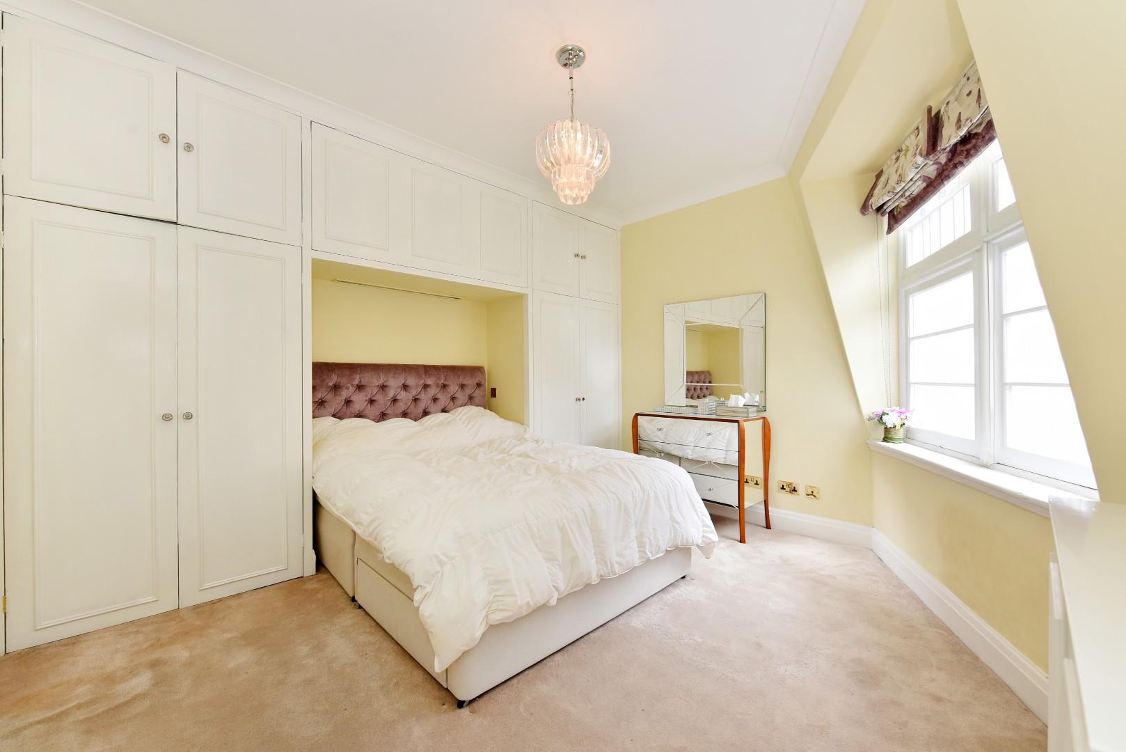 Alexandra Court, 171-175 Queen’s Gate, South Kensington, London SW7