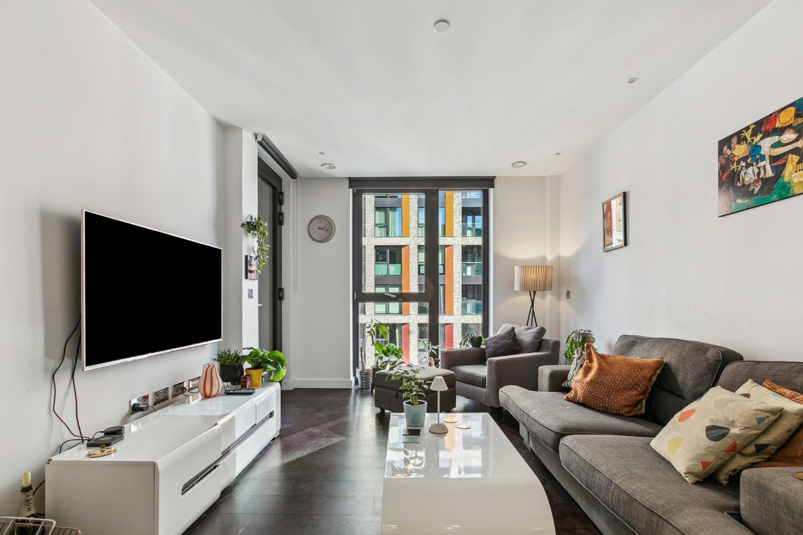 Haines House, 10 Charles Clowes Walk, Nine Elms SW11