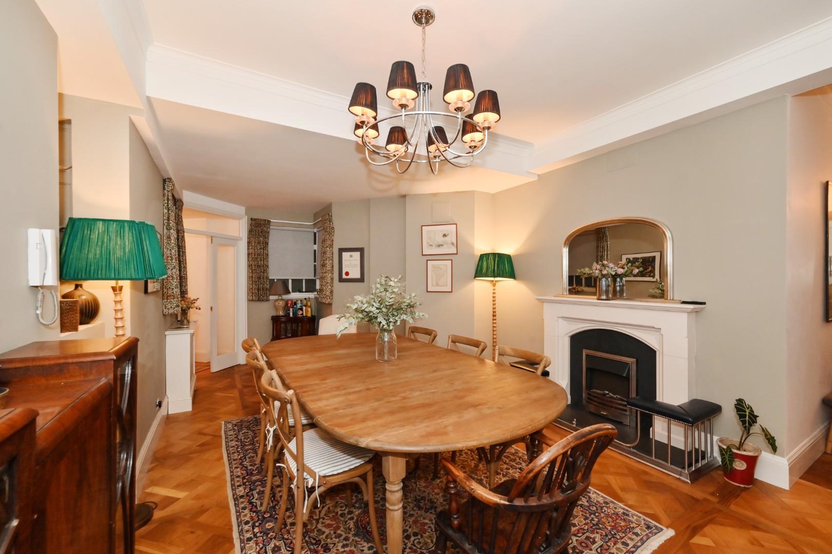 Bryanston Court II, George Street, Marylebone W1H