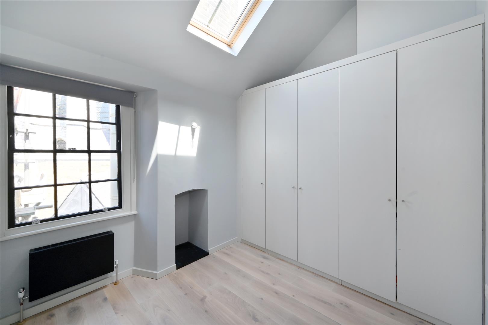 24 George Street, Marylebone Village . W1U