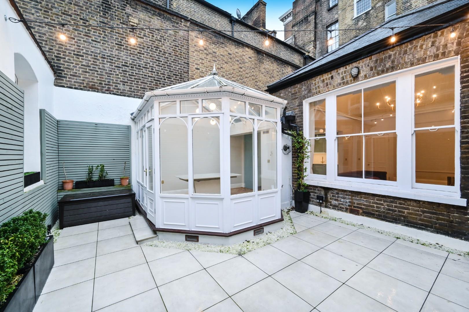 Welbeck Street, Marylebone Village, London W1W