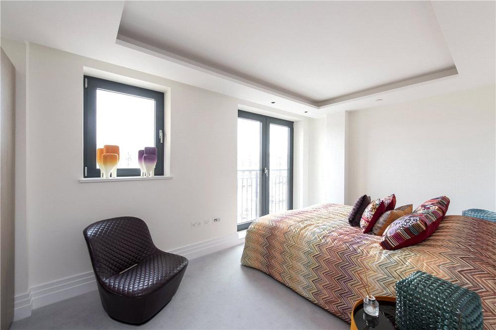 Kensington Gardens Square, London, W2