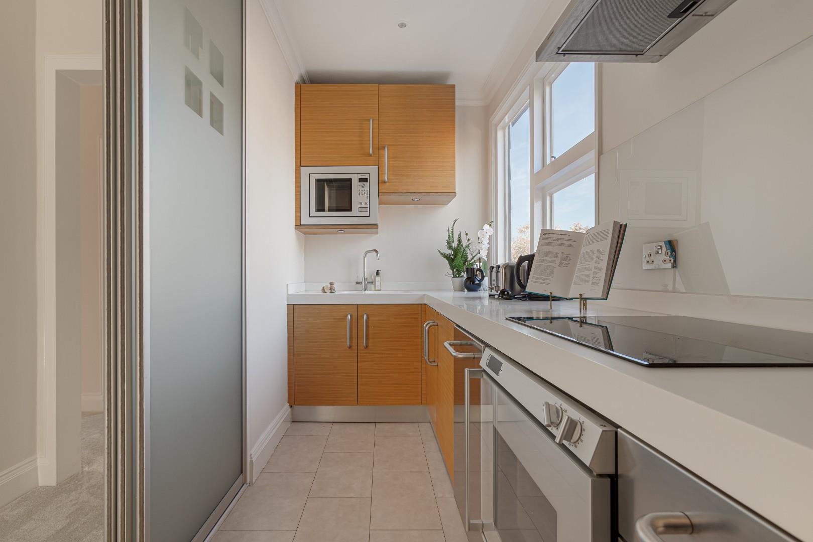 28-29 Beaufort Gardens, Knightsbridge, London SW3