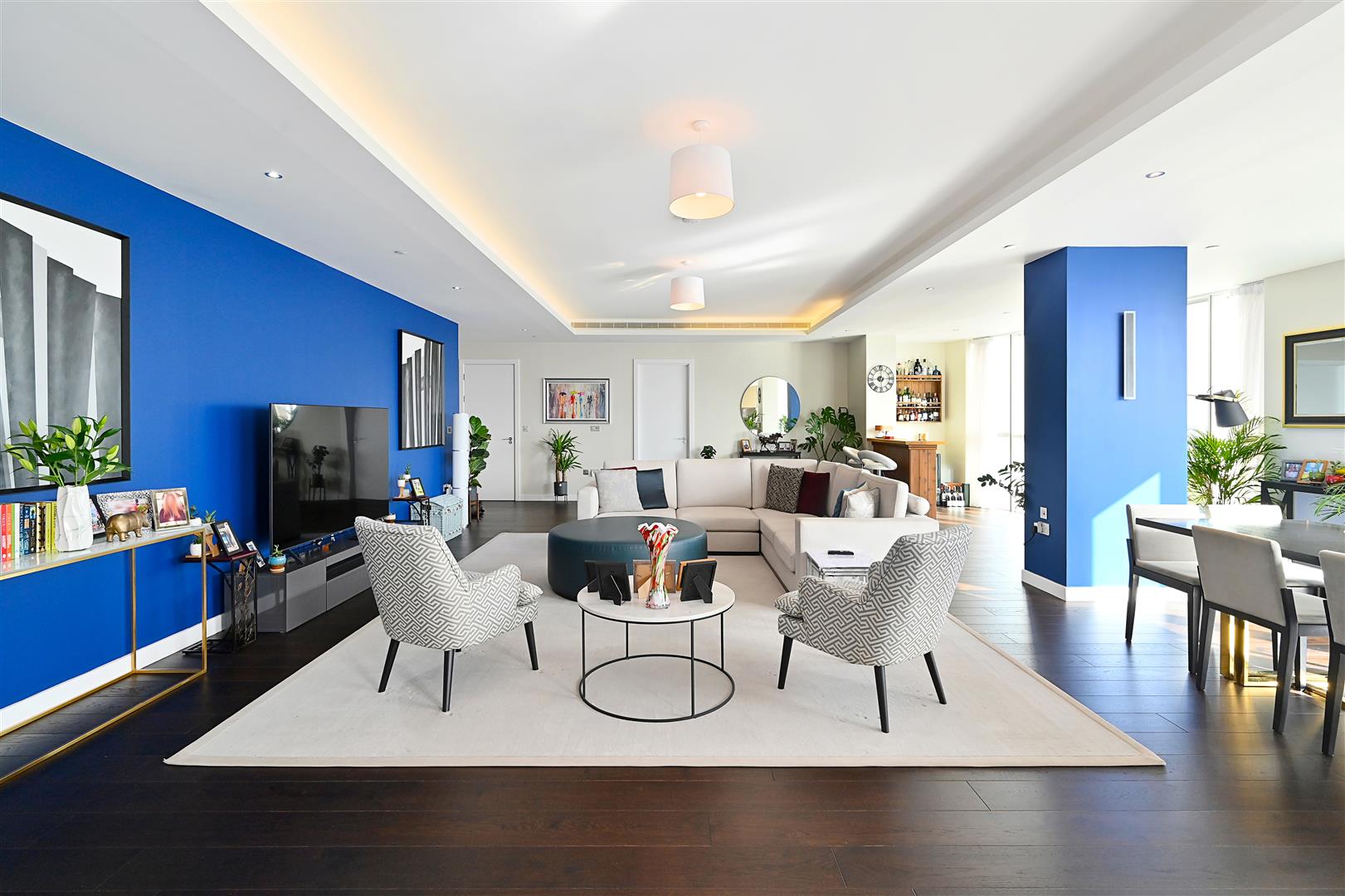 Penthouse, Sky Gardens, Vauxhall SW8