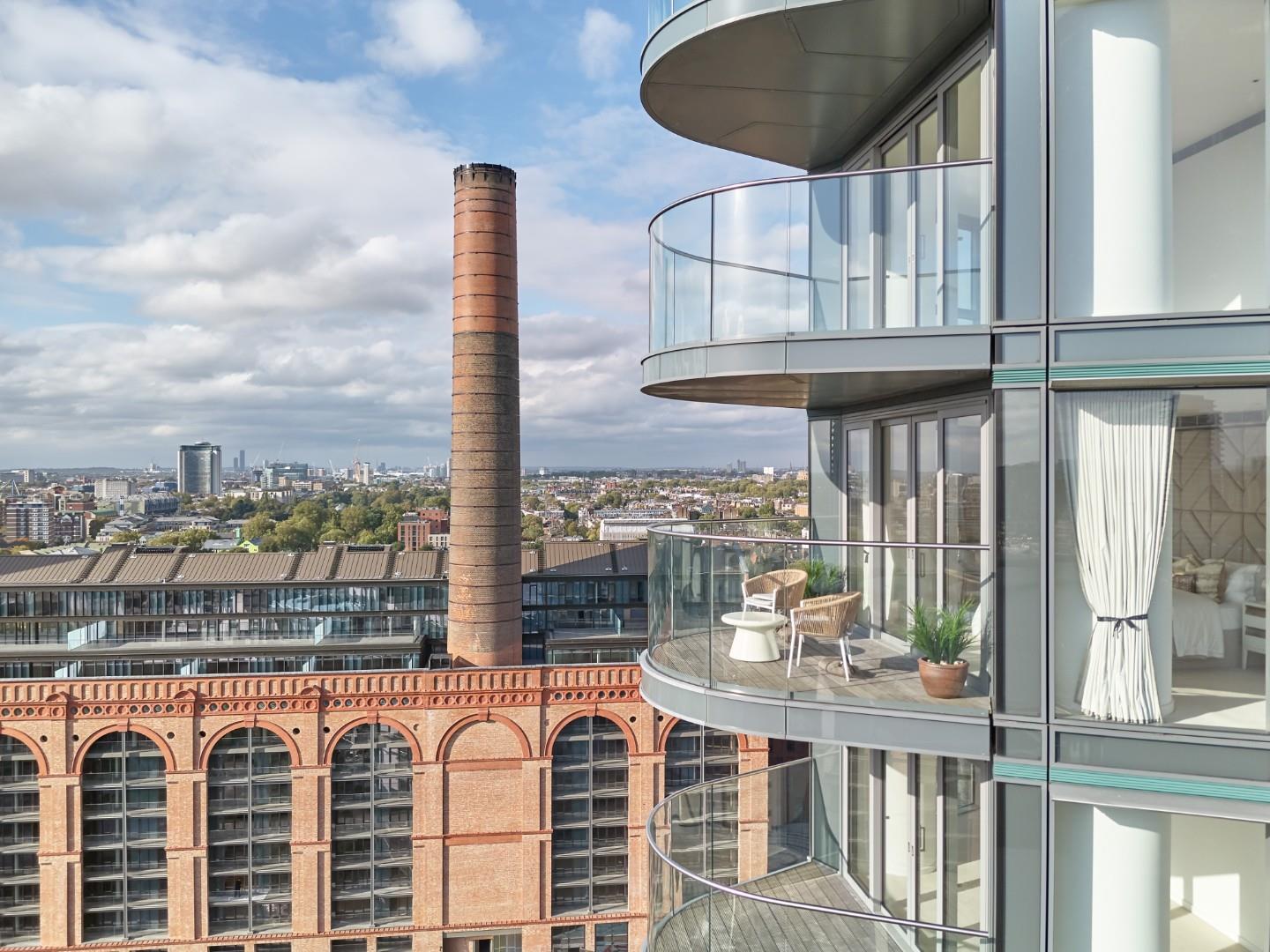 Luxury New Apartment At Tower West, Chelsea Waterfront SW10
