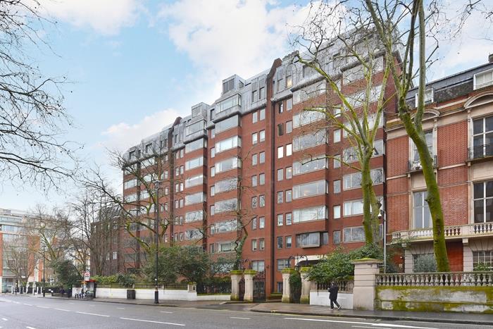 South Lodge, Knightsbridge, London SW7