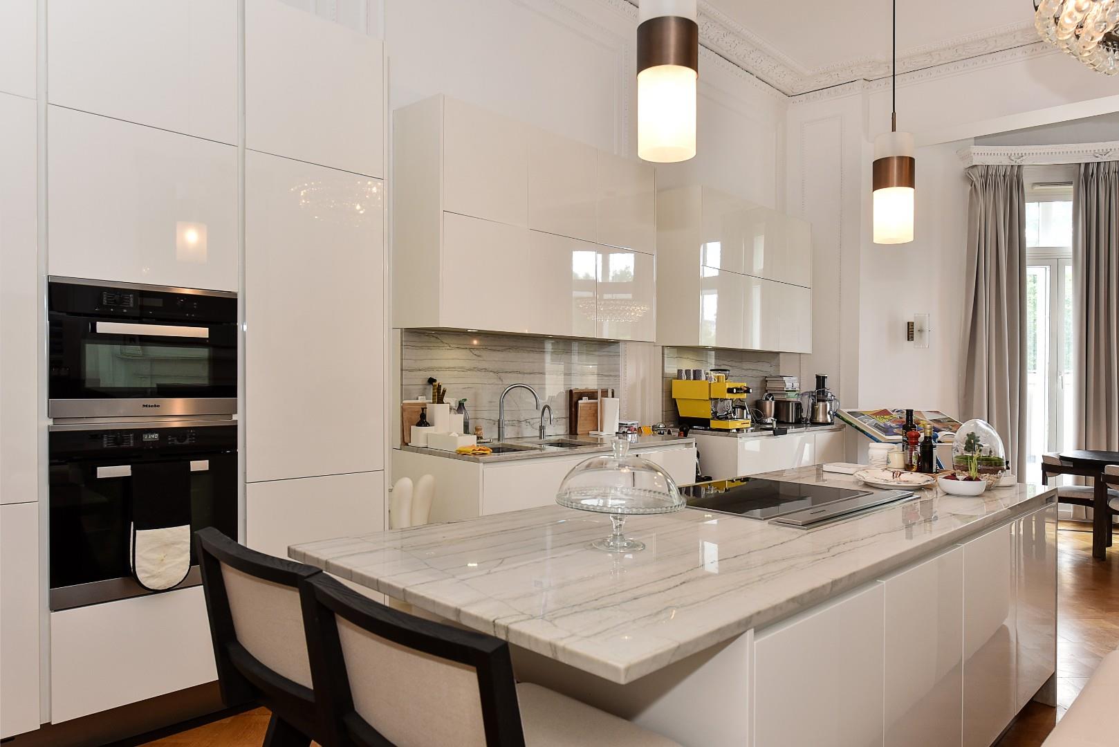 Crystal Suite, Park Lane, Mayfair W1K