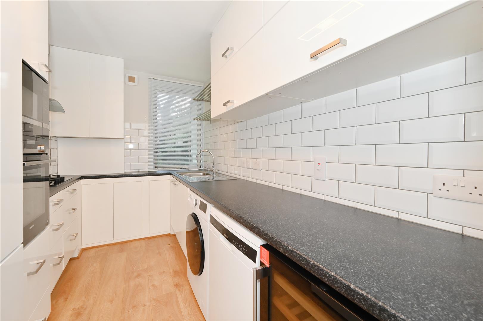 South Lodge, Knightsbridge SW7