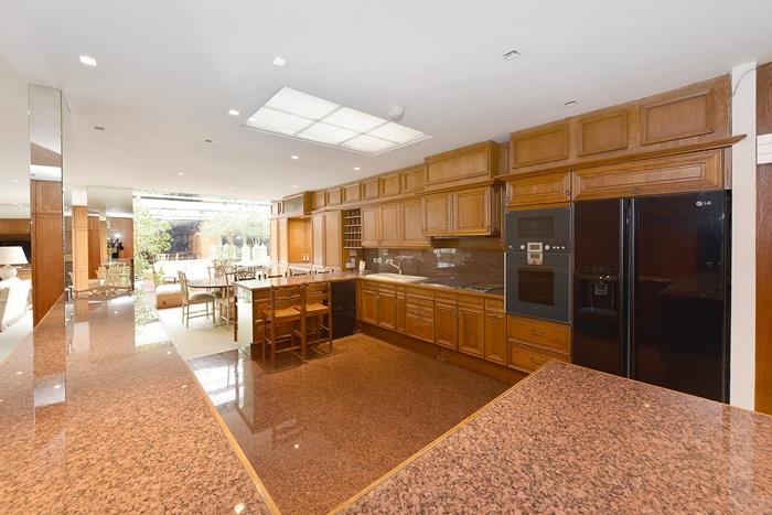 Fitzhardinge House, Portman Square, Marylebone, W1H