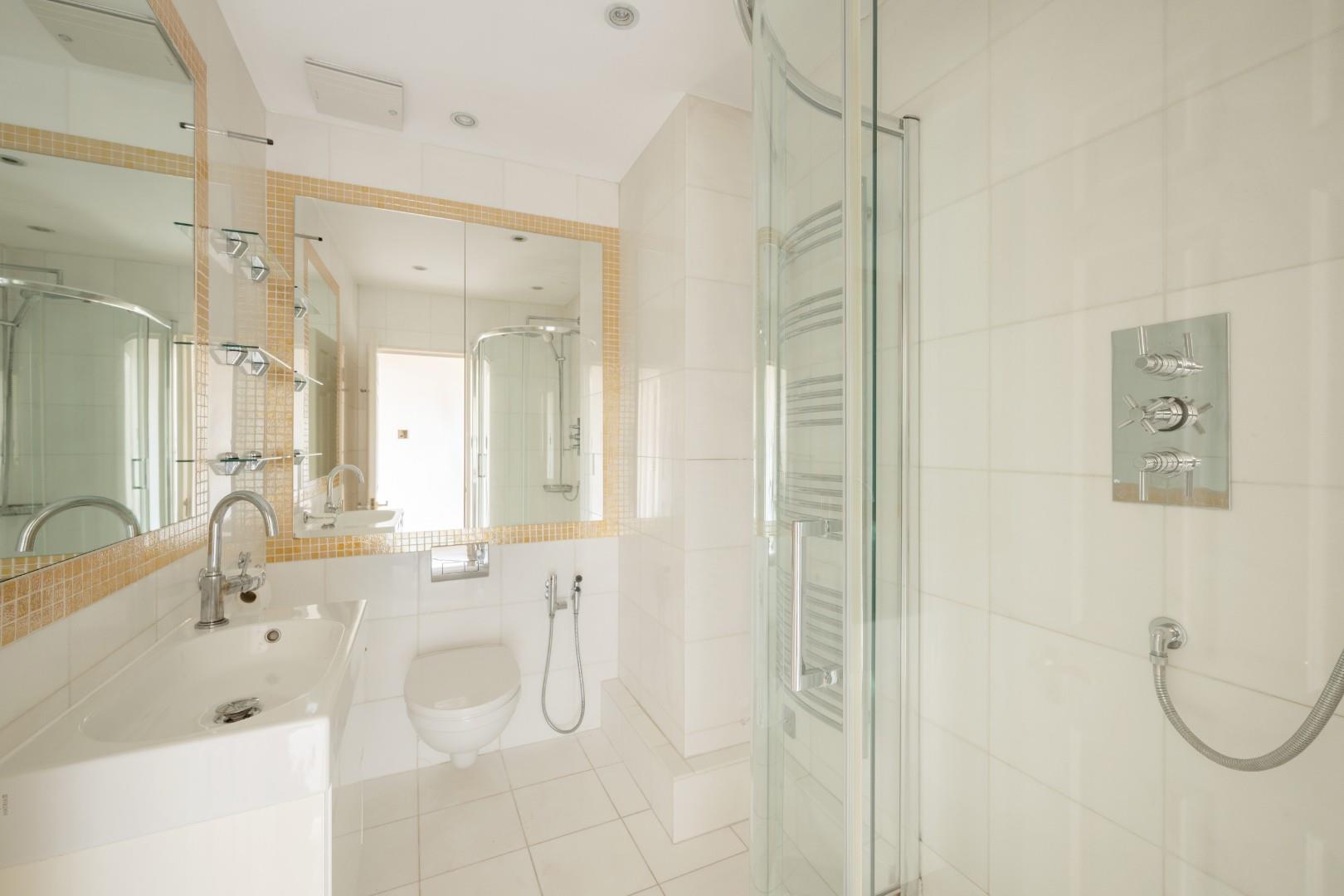 By Order Of The Receivers – Lowndes Square, Knightsbridge SW1X