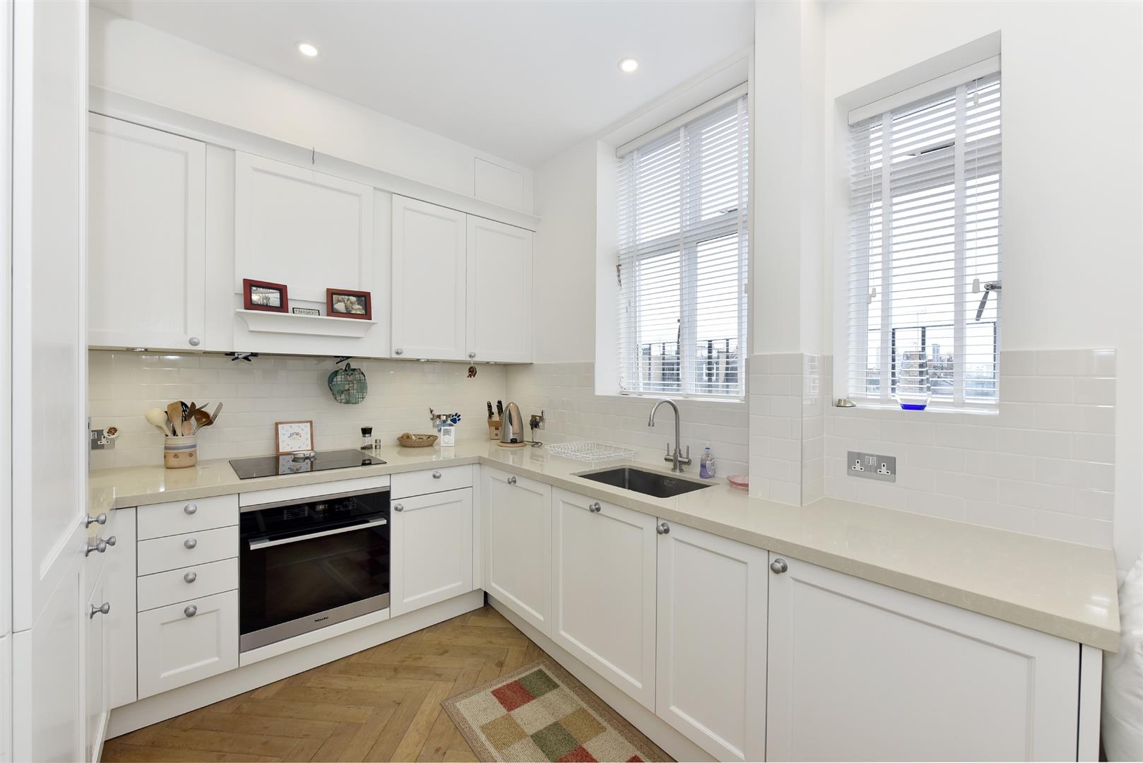 Montagu Mansions, Marylebone W1U