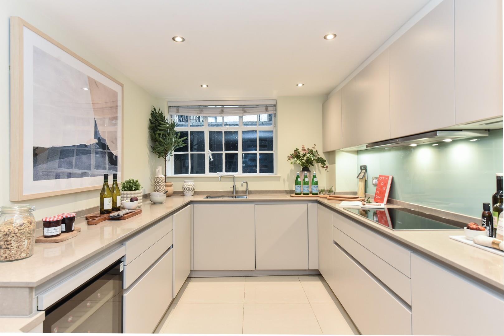 Knightsbridge Court, 12 Sloane Street, SW1X
