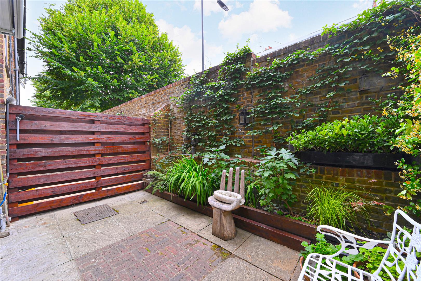 Abinger Mews, Maida Vale, London W9