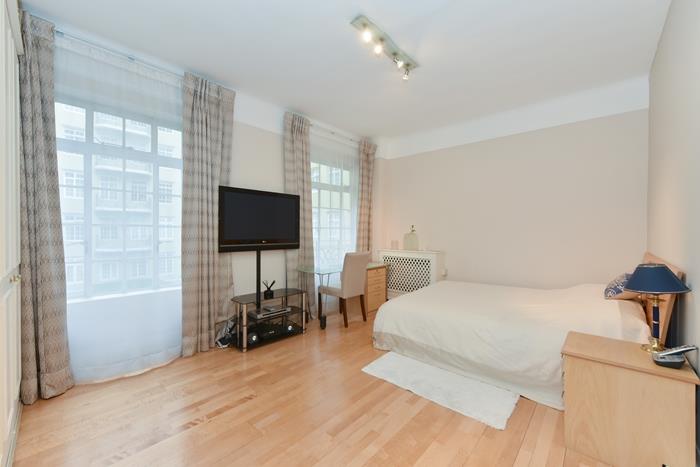 Berkeley Court, Marylebone Road, Marylebone NW1