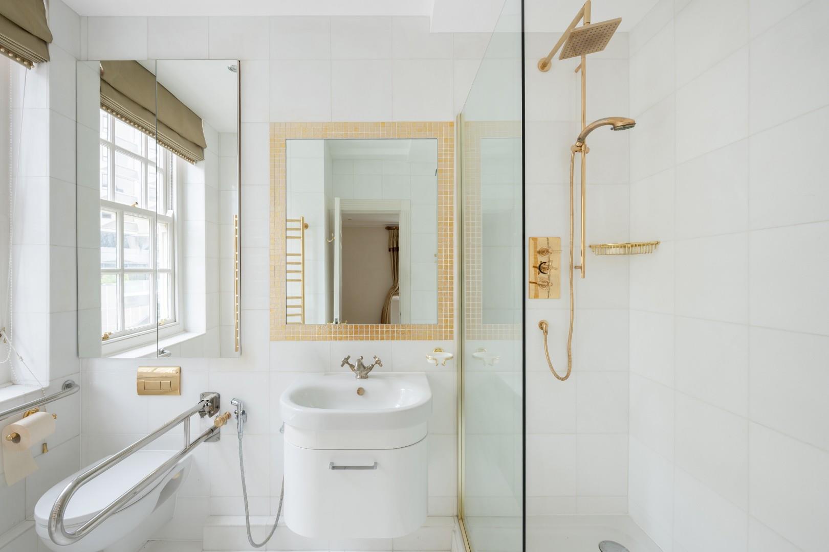 By Order Of The Receivers – Lowndes Square, Knightsbridge SW1X