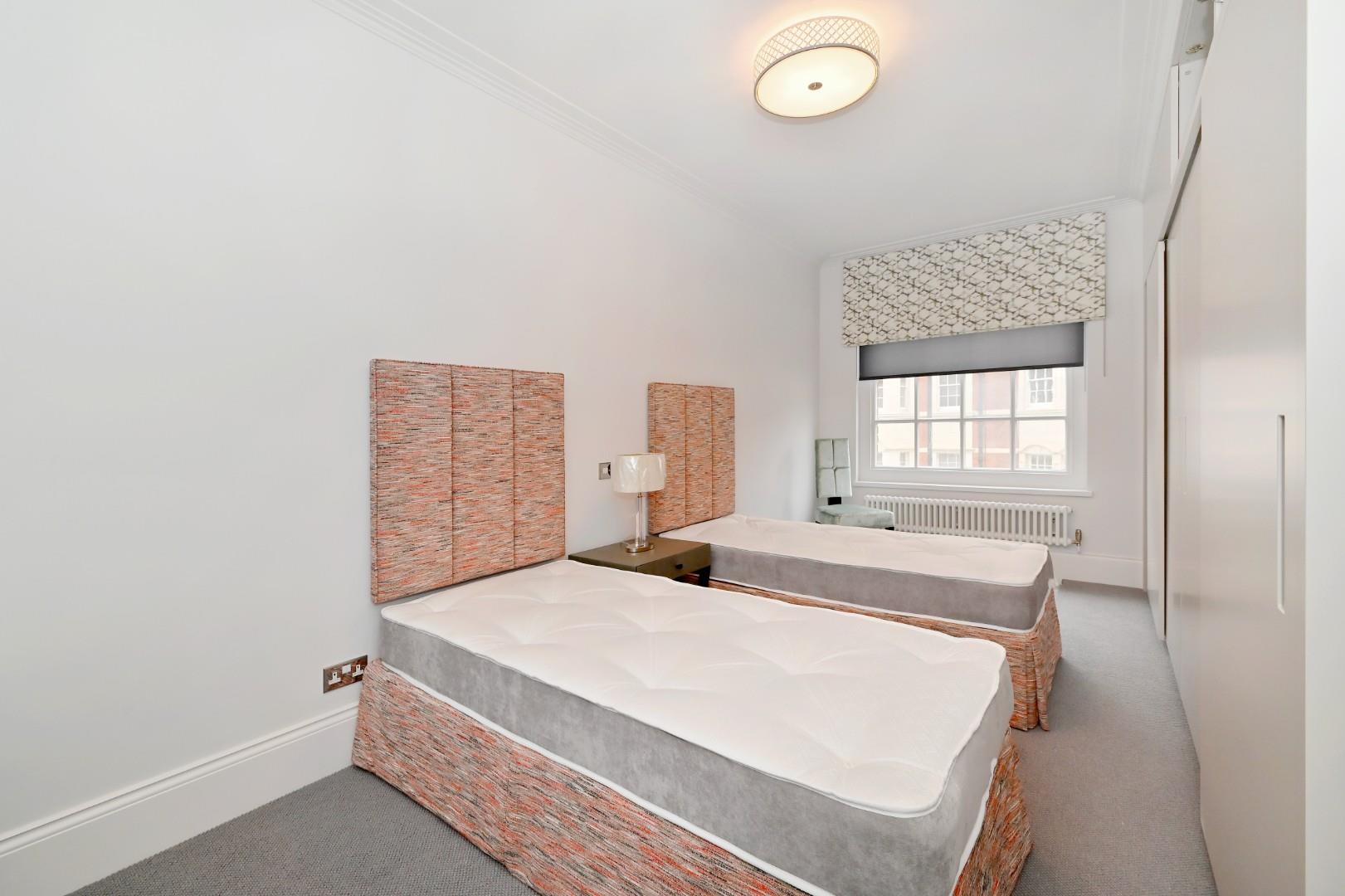 Bryanston Court I, George Street, Marylebone W1H