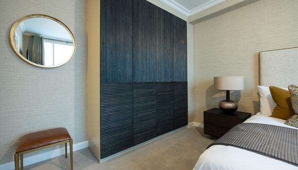 39 Hill Street, Mayfair, London, W1J