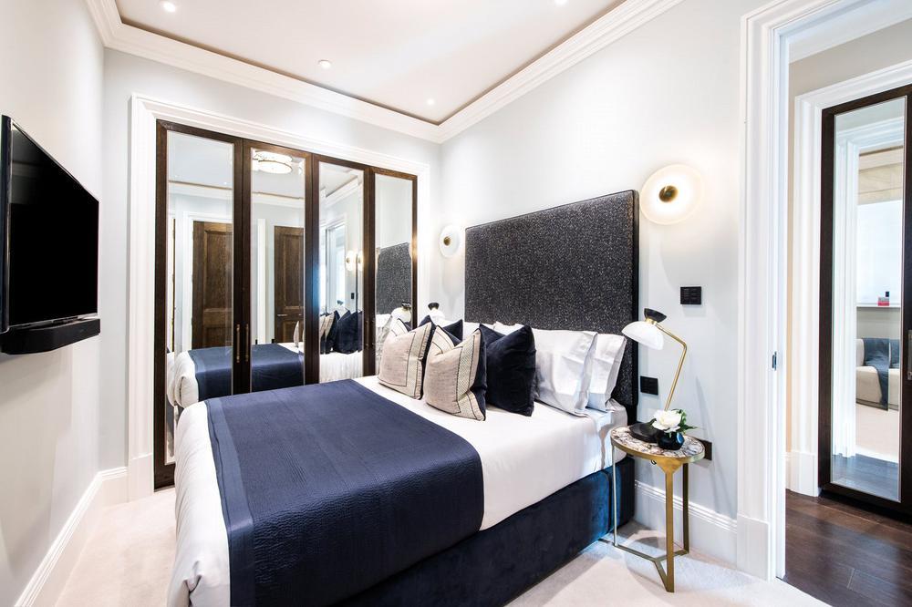 Prince Of Wales Terrace, London