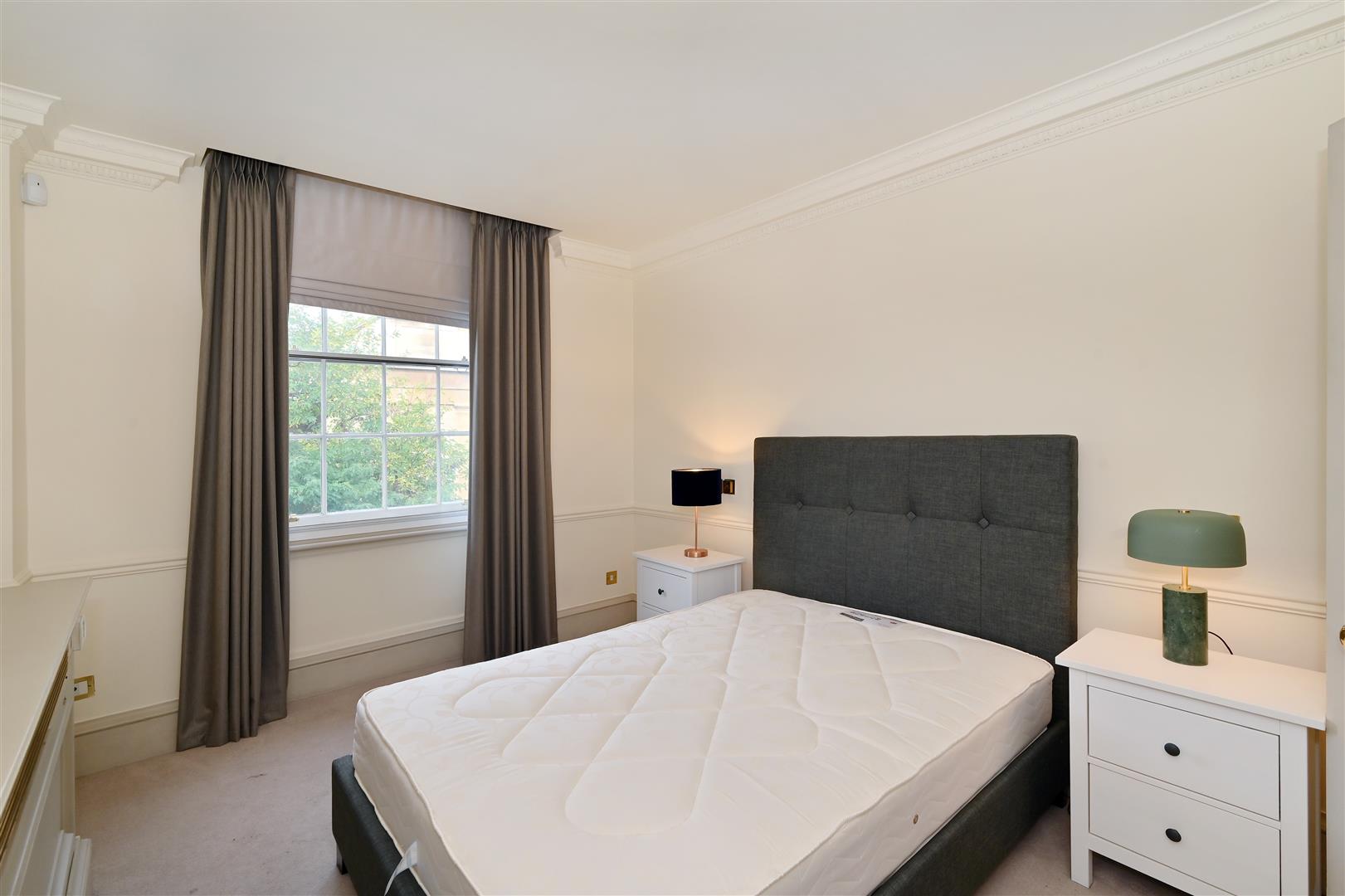 Eaton Square, Belgravia SW1W