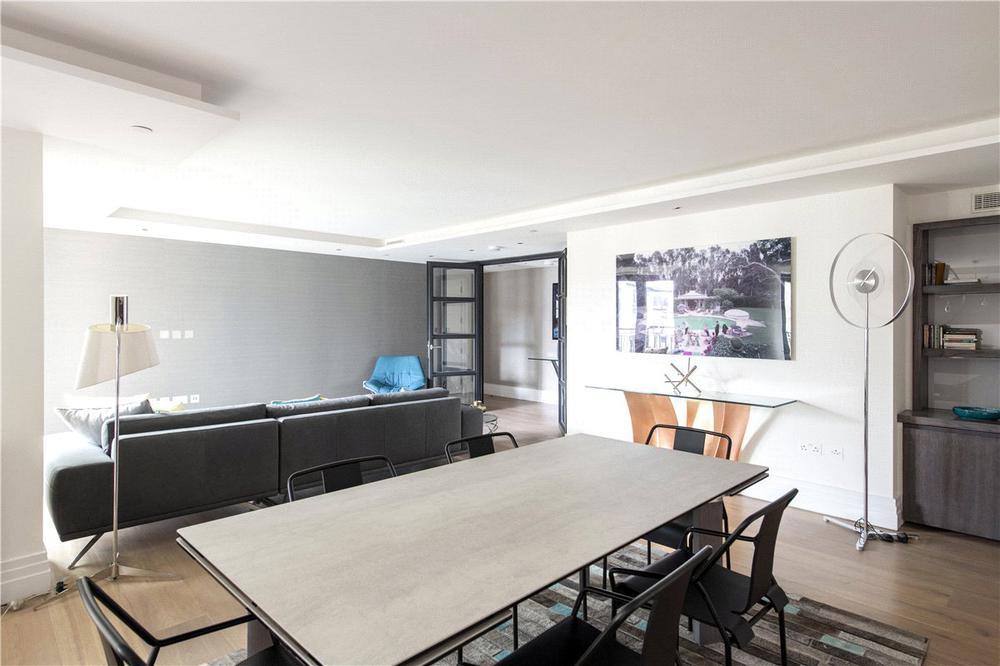 Kensington Gardens Square, London, W2