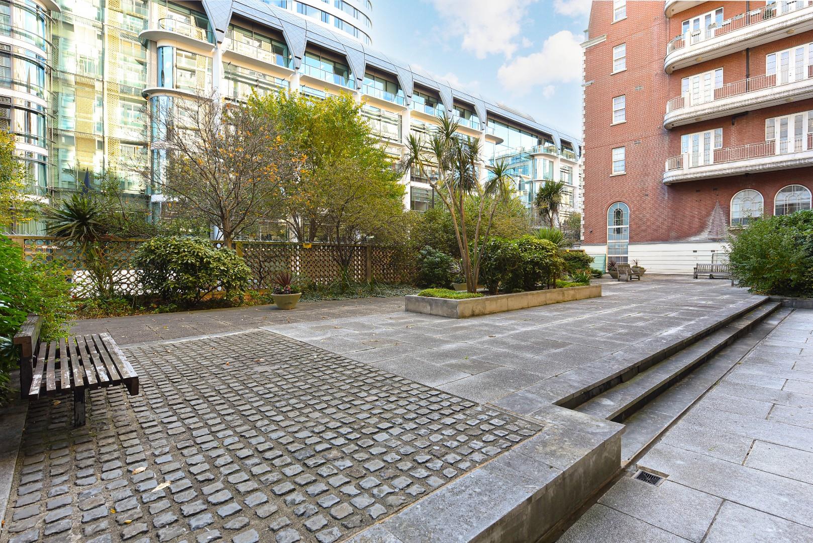 Bilton Towers, Great Cumberland Place, Marble Arch, London W1H