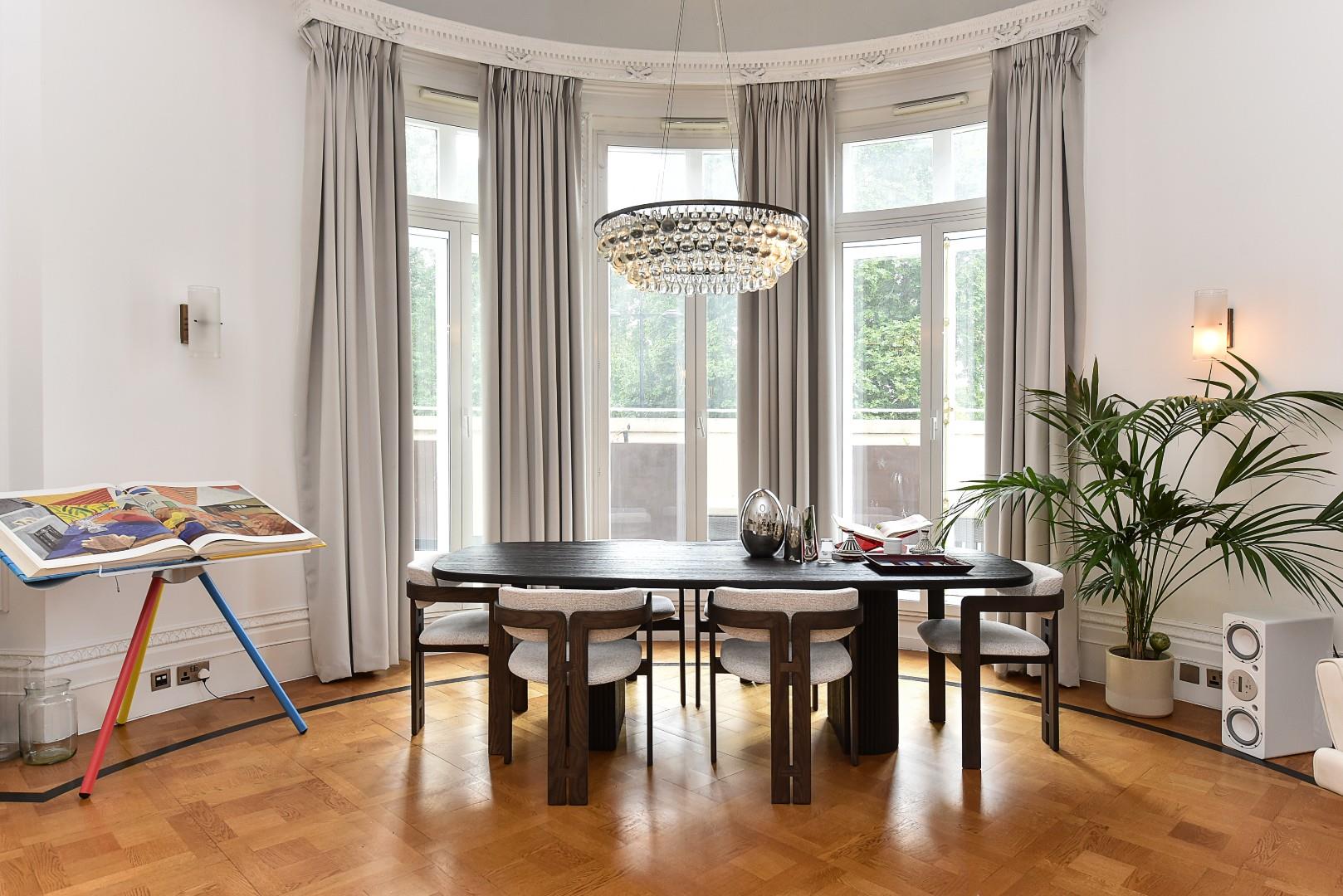 Crystal Suite, Park Lane, Mayfair W1K