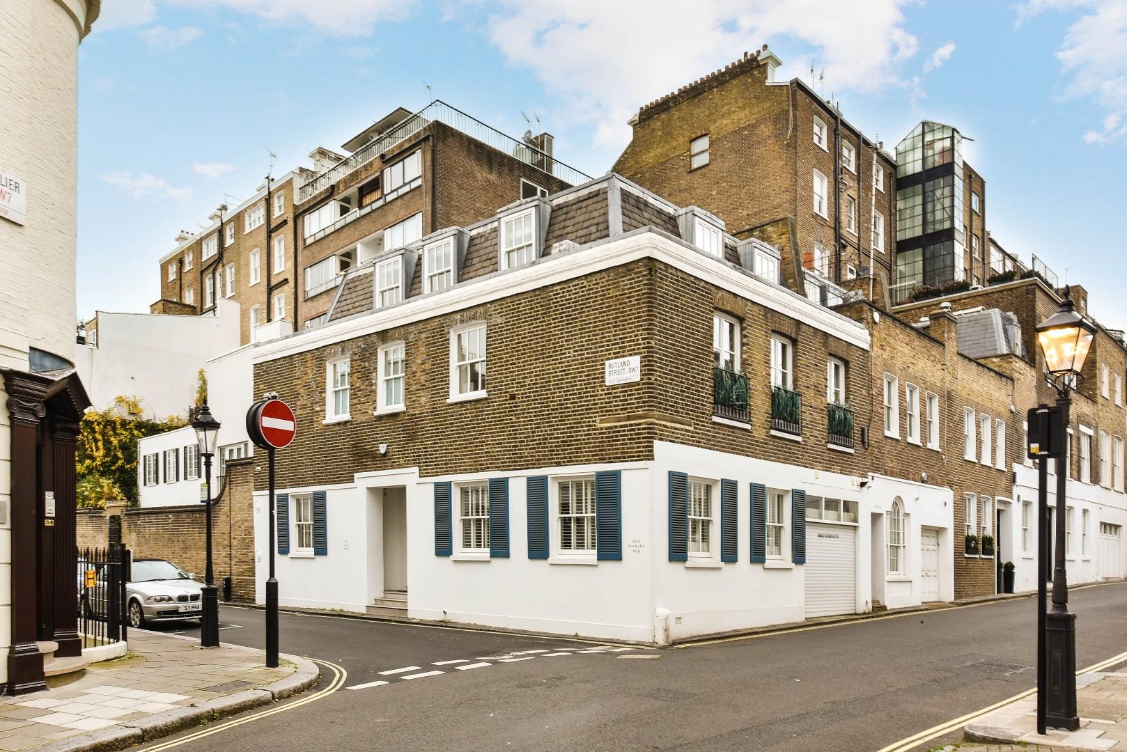 Corner House, Montpelier Walk, Knightsbridge, London SW7