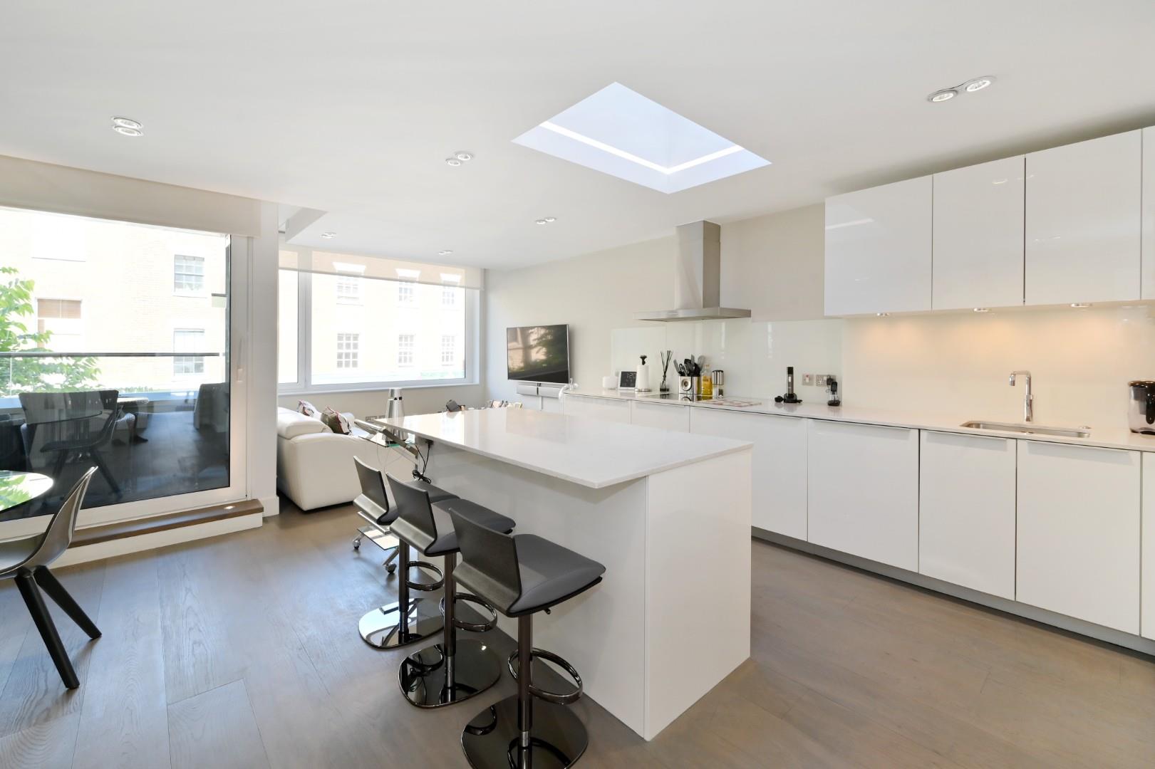 Heron Place, George Street, Marylebone Village W1U