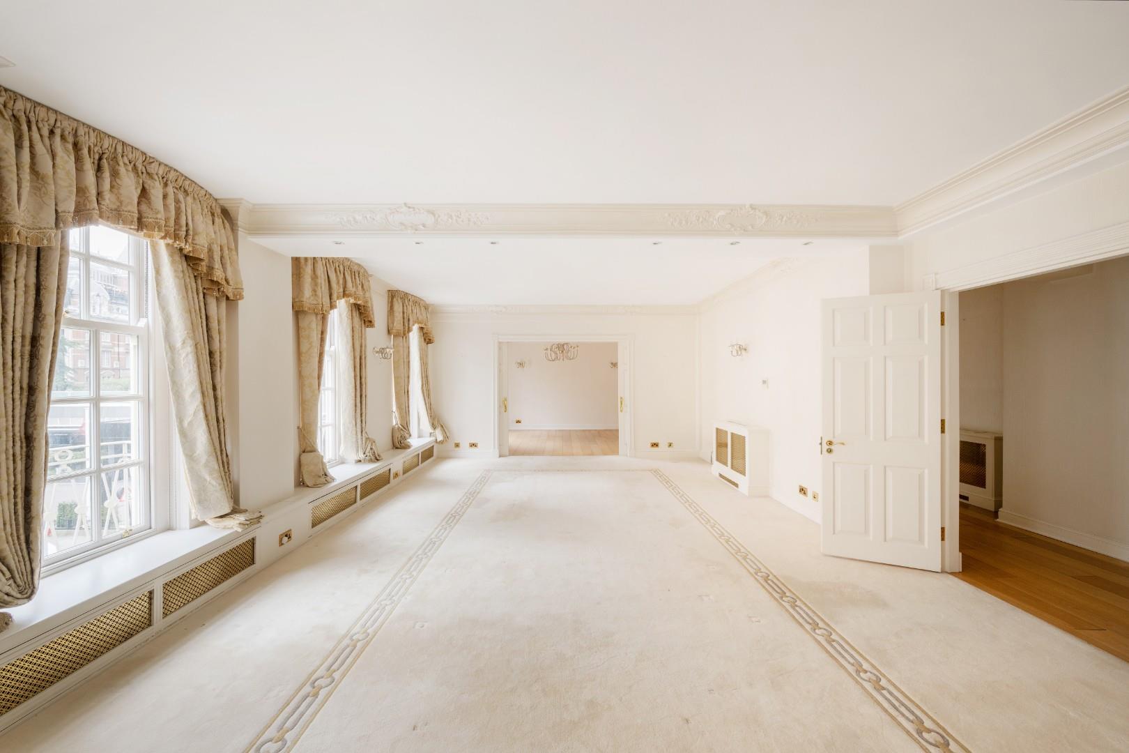 By Order Of The Receivers – Lowndes Square, Knightsbridge SW1X