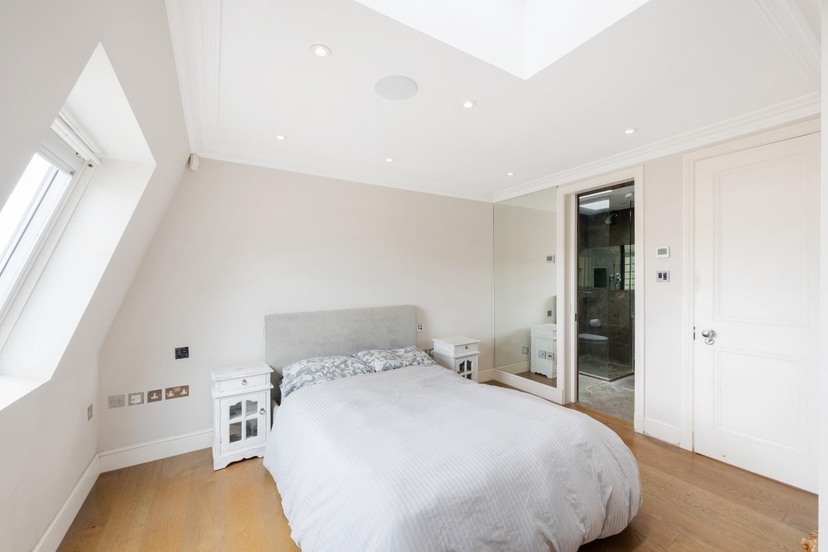 Family House For Sale – Flood Street, Chelsea SW3