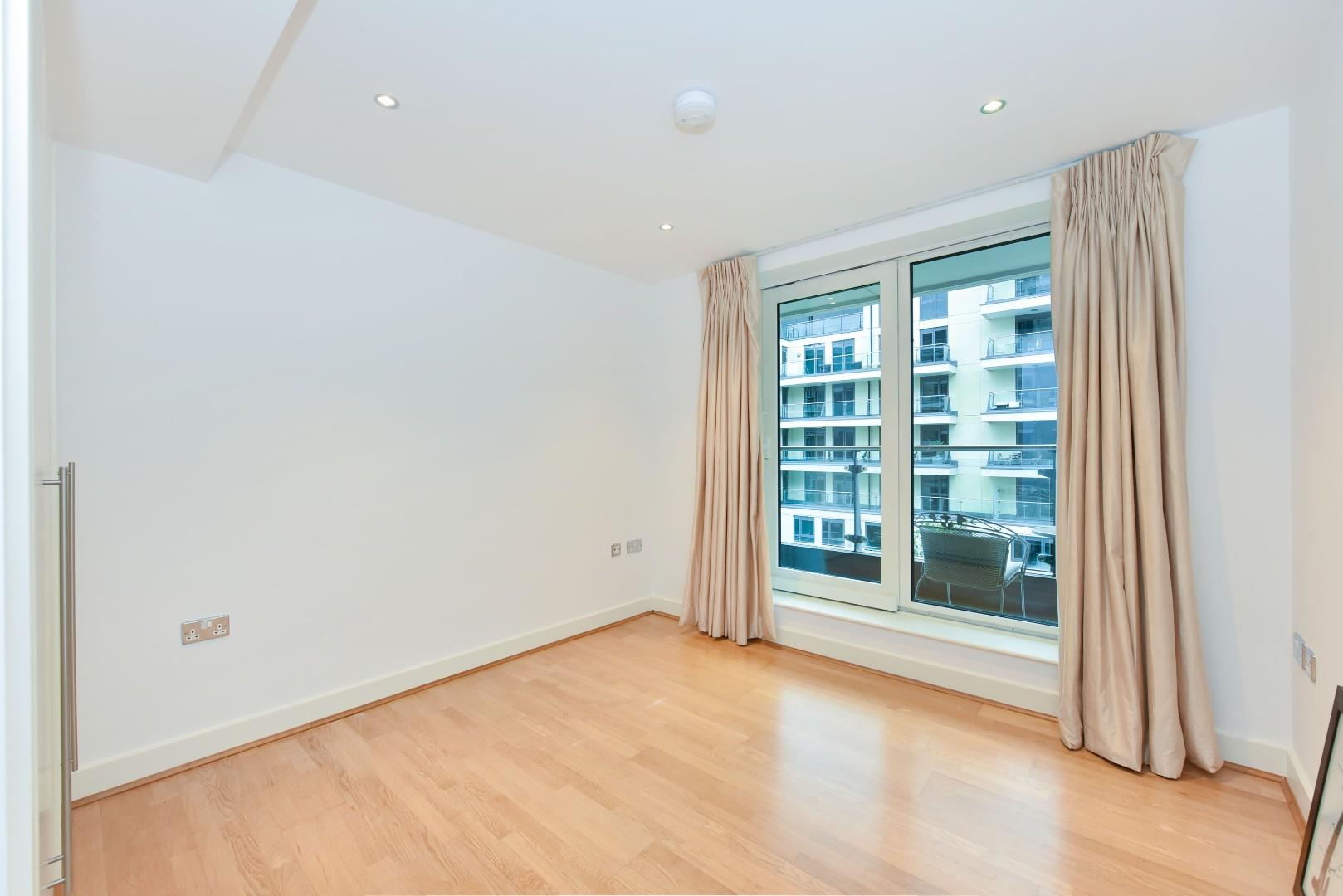 Marina Point, Imperial Wharf, London, SW6