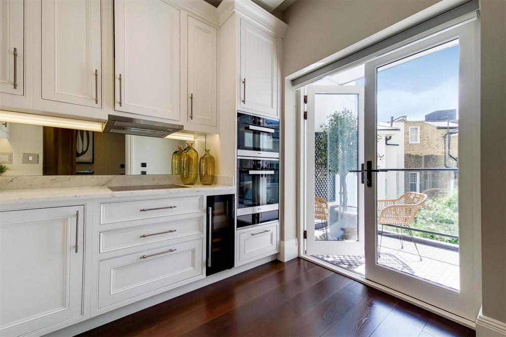 Prince Of Wales Terrace, London