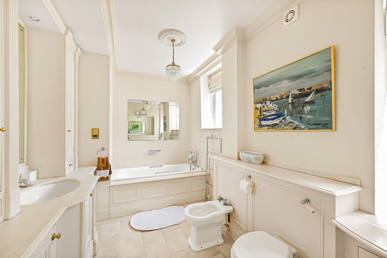 Bryanston Court I, George Street, Marylebone W1H
