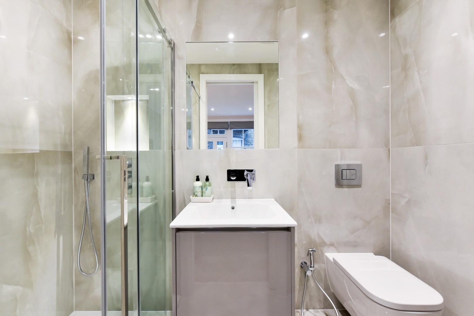 Cumberland Mansions, George Street, Marylebone