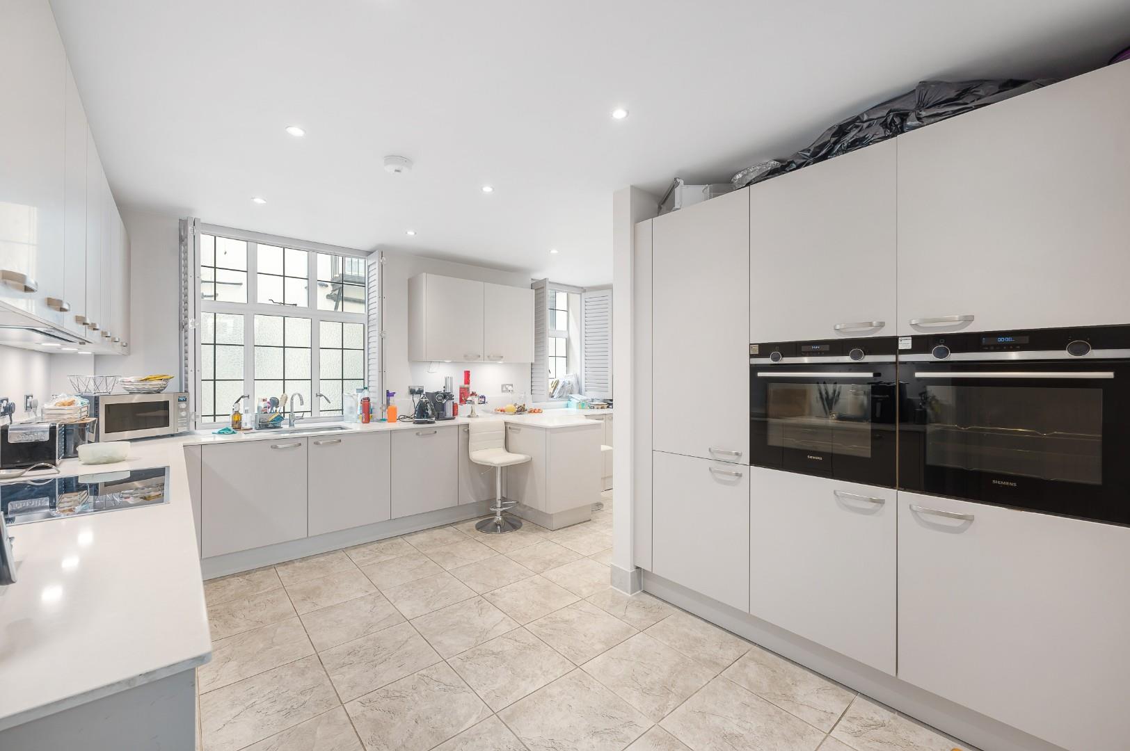 Bryanston Court I, George Street, Marylebone W1H