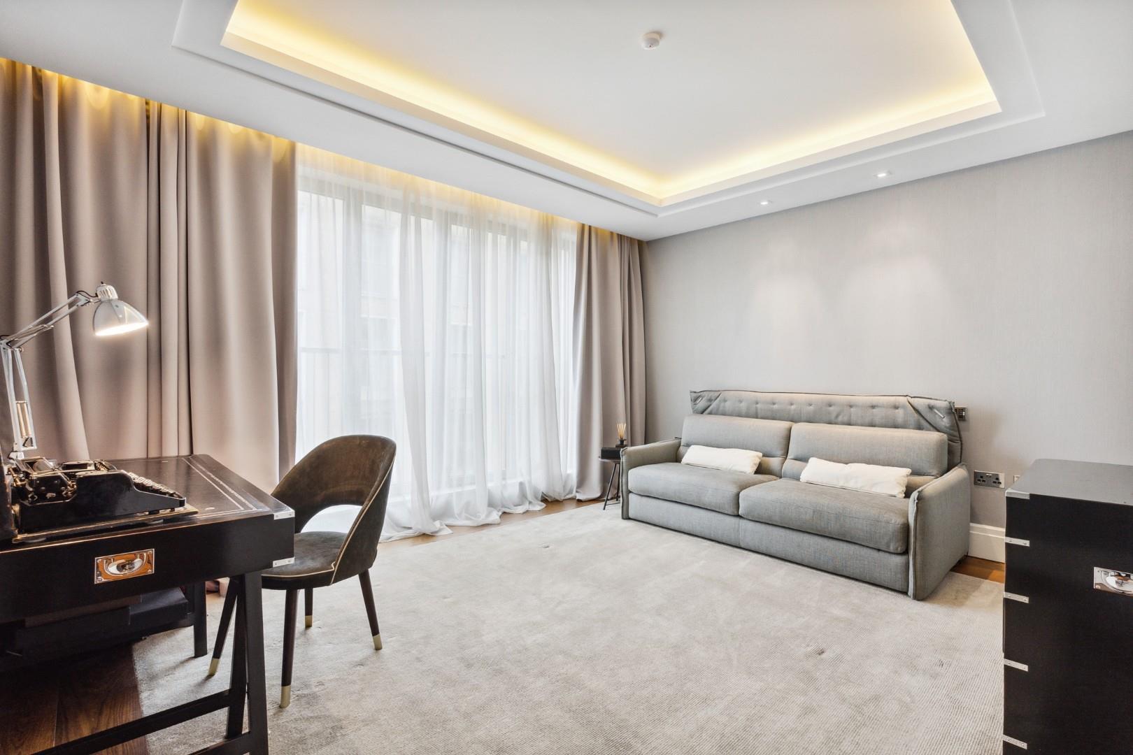 1 Ebury Square, Belgravia, London SW1W