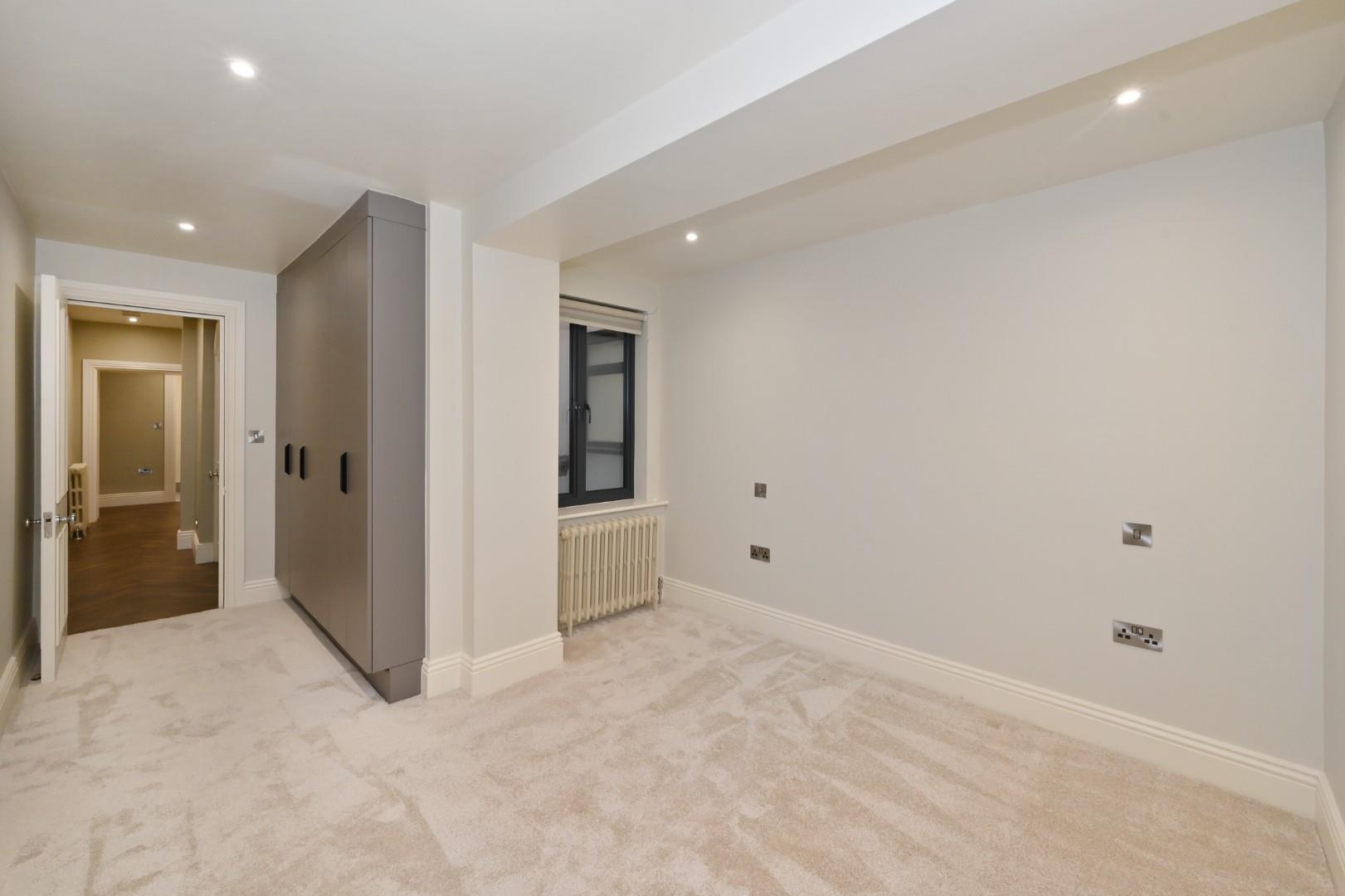 Welbeck Street, Marylebone Village, London W1W