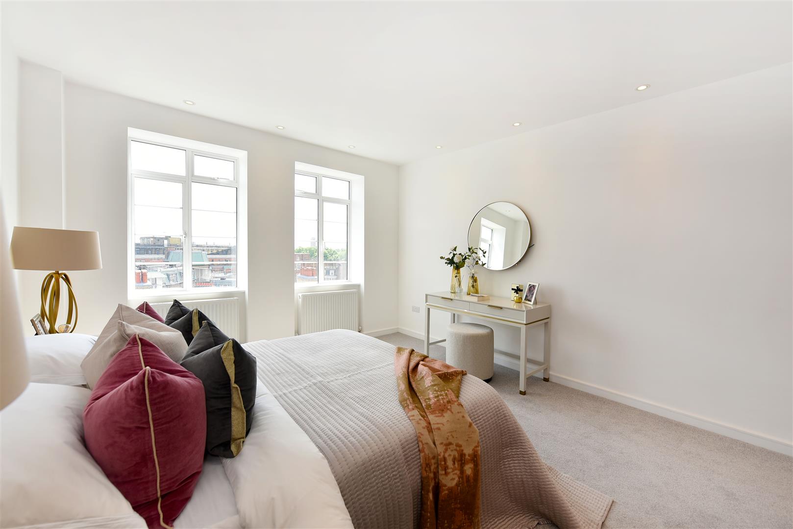 Penthouse, George Street, London W1H