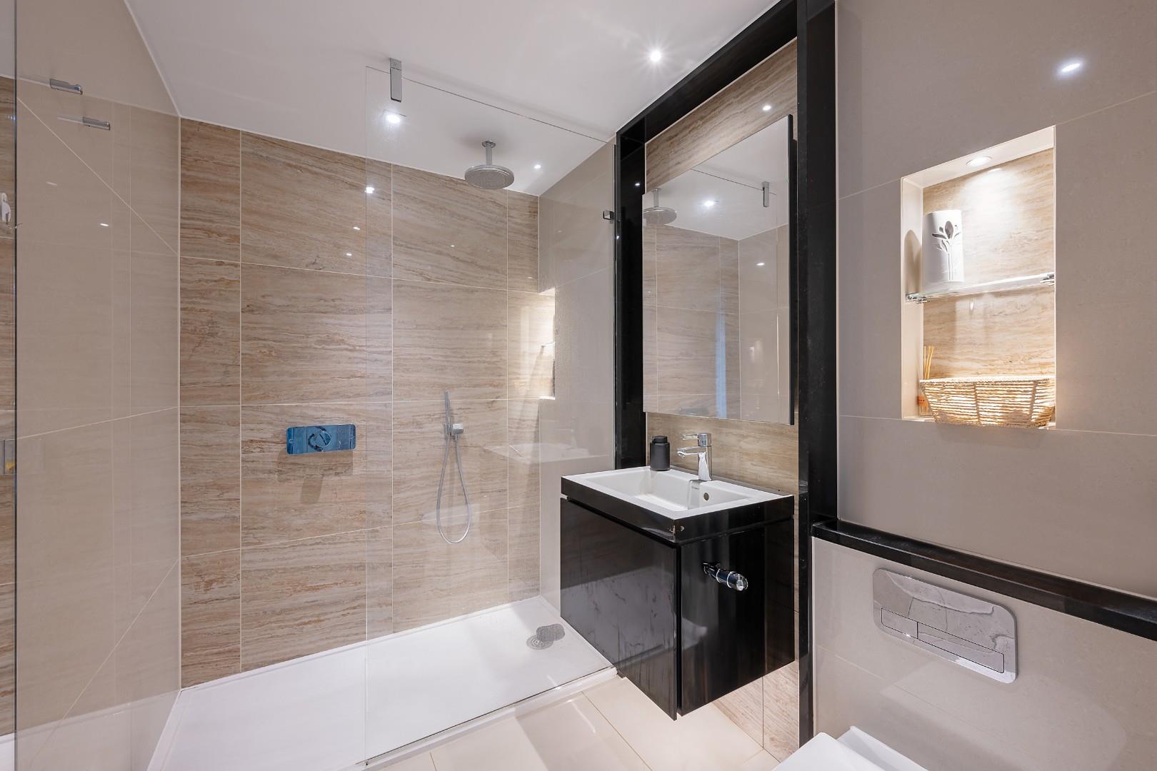 Receivership Sale – Westmark Tower, West End Gate, London W2