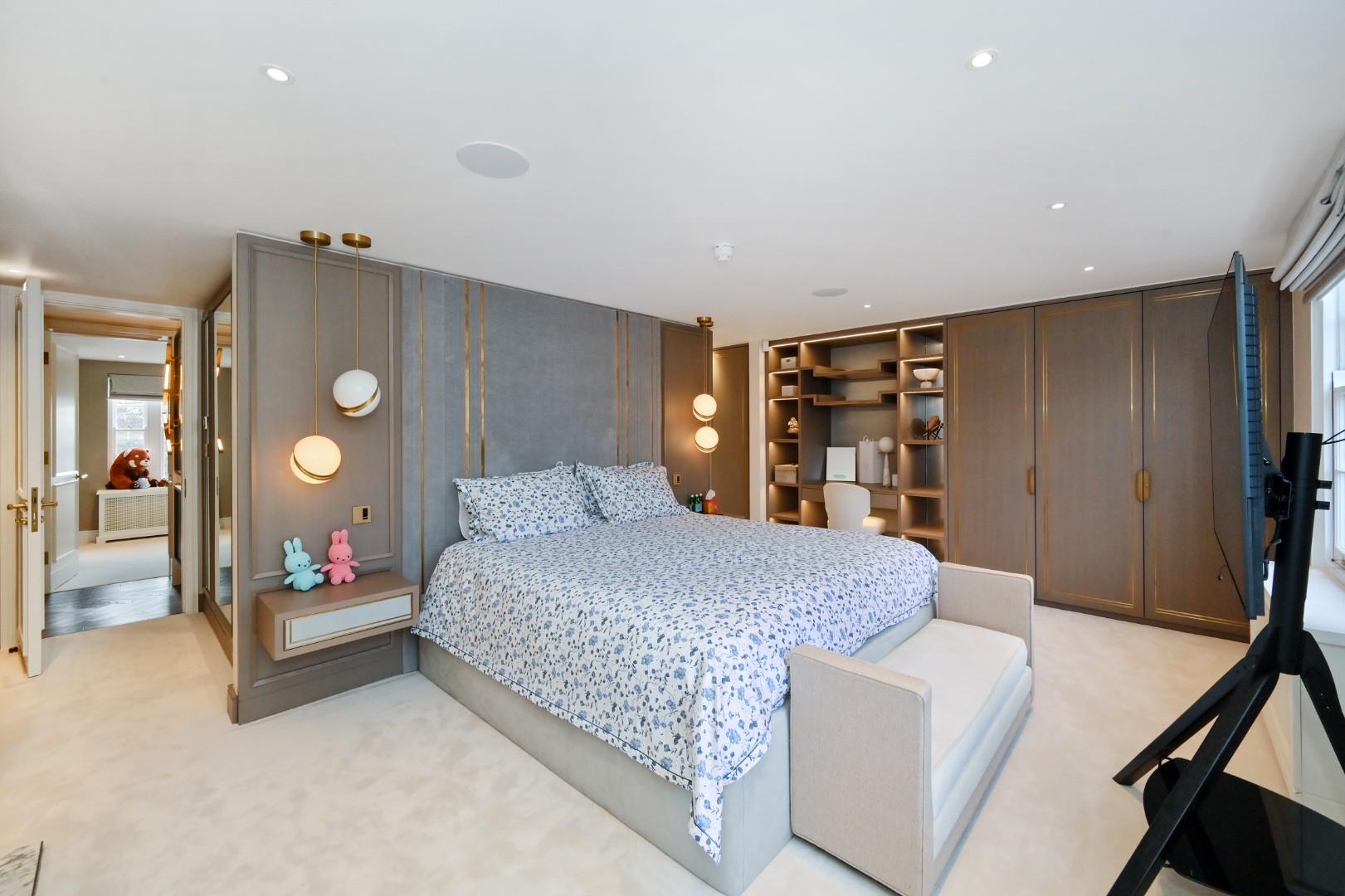 By Order Of The Receiver -9 Eaton Square, Belgravia SW1W