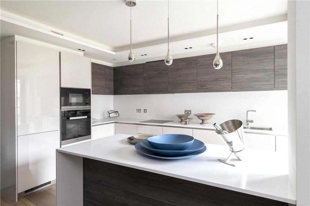 Kensington Gardens Square, London, W2