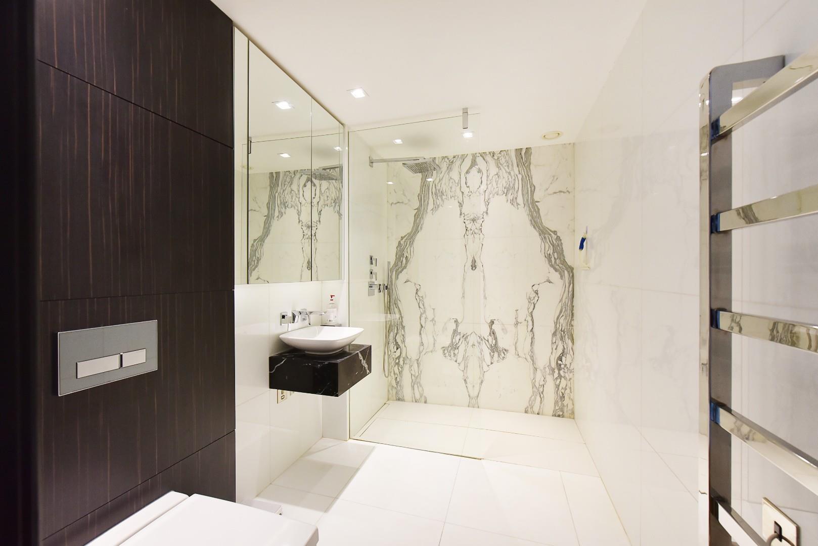 Wolfe House, Kensington, London, W14