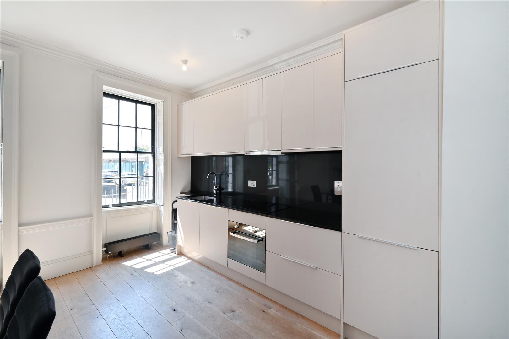 24 George Street, Marylebone, Village W1U