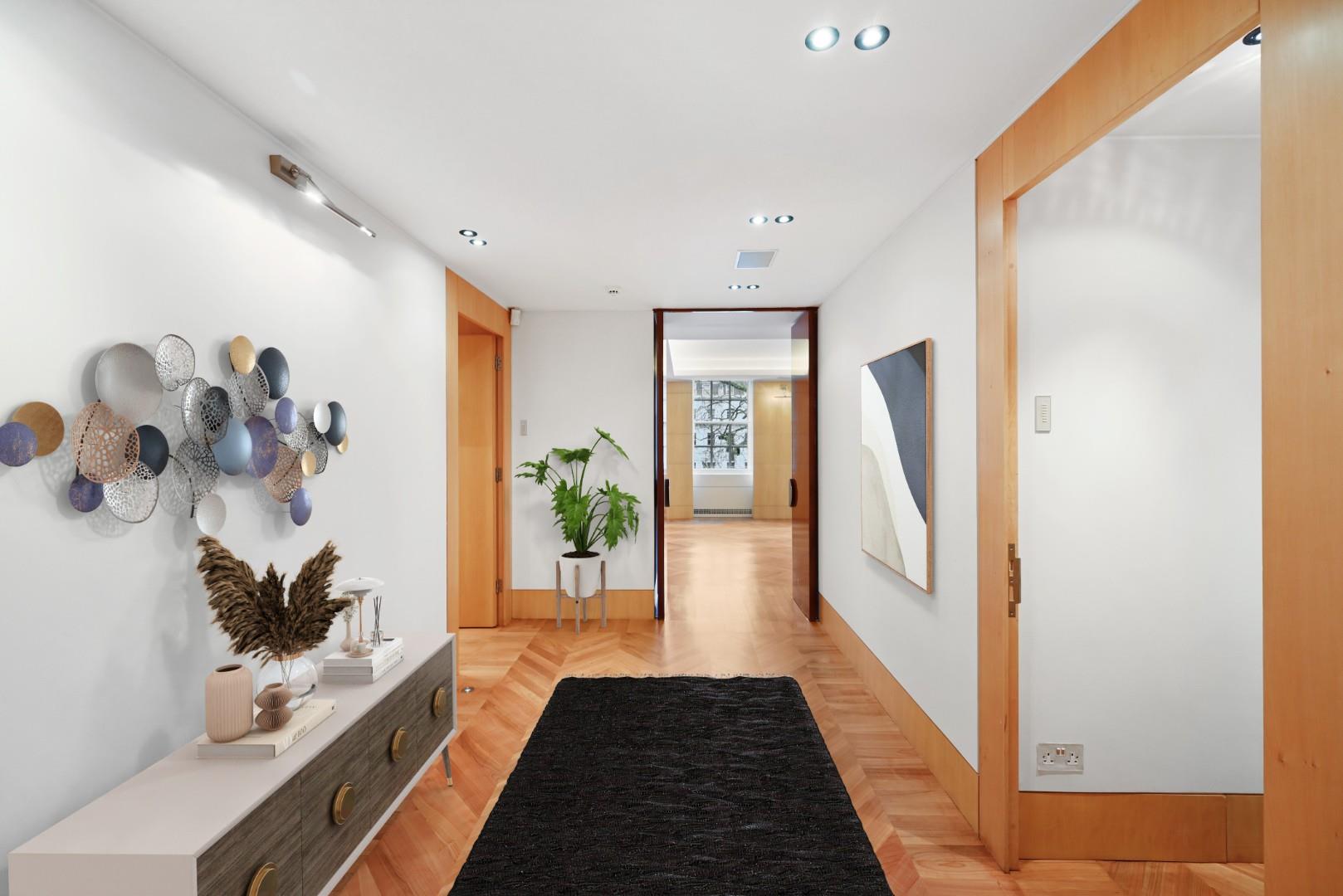 Lowndes Square, Knightsbridge, SW1X